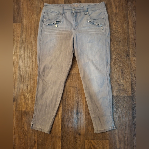 Melissa McCarthy SEVEN7 Pencil Jeans. - Picture 9 of 16